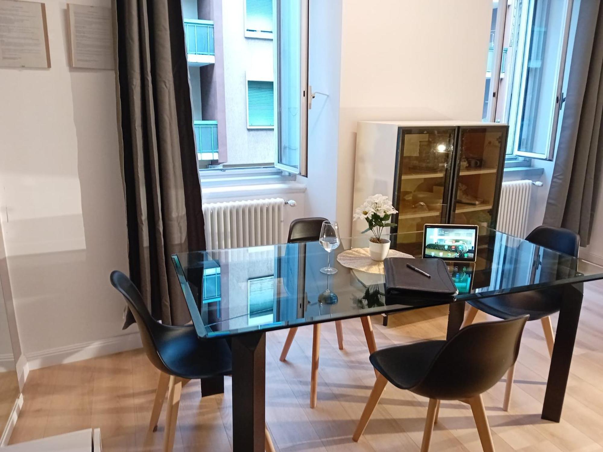 Snapstay Luxury Apartments In Centro A Trieste Exterior photo