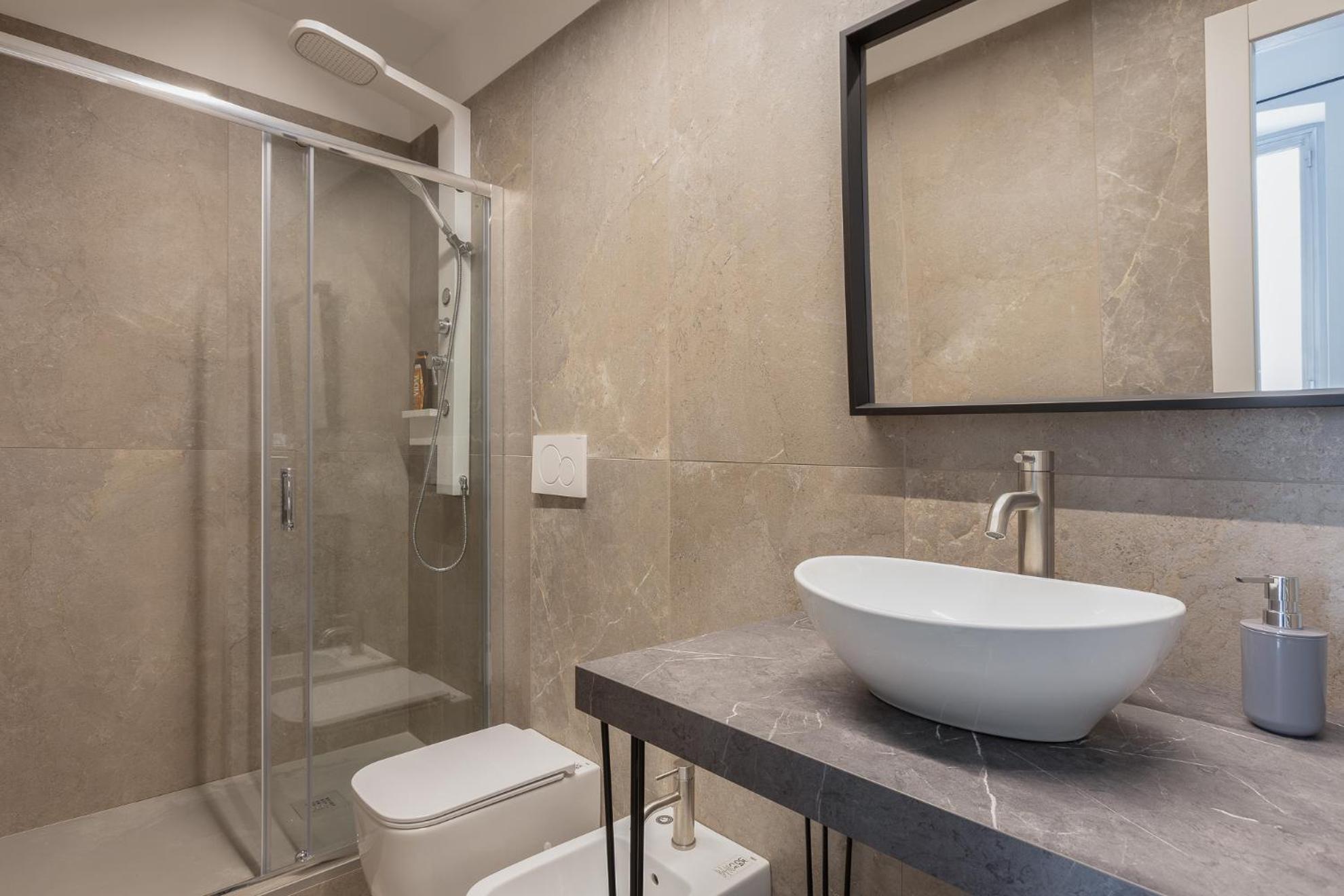 Snapstay Luxury Apartments In Centro A Trieste Exterior photo